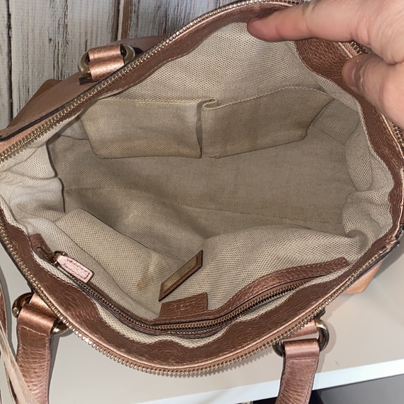 Authentic Gucci soho two way bag satchel crossbody Japan exclusive rose gold. - Picture 10 of 16